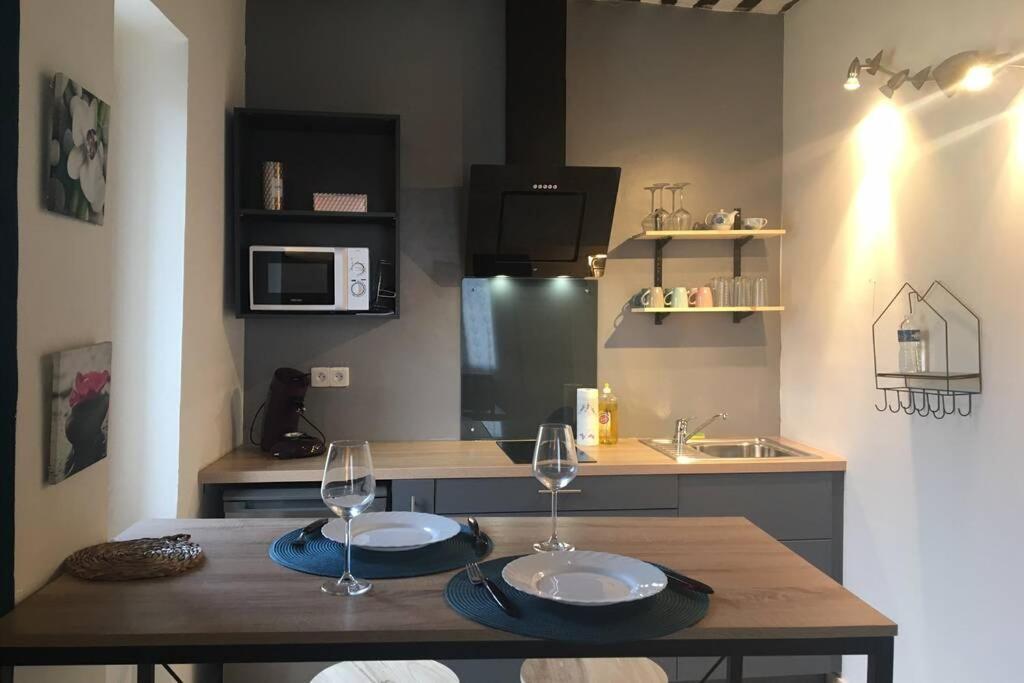 Studio De Charme Le Clos De L'Etang + Place De Parking Л'Иль-сюр-ла-Сорг Экстерьер фото