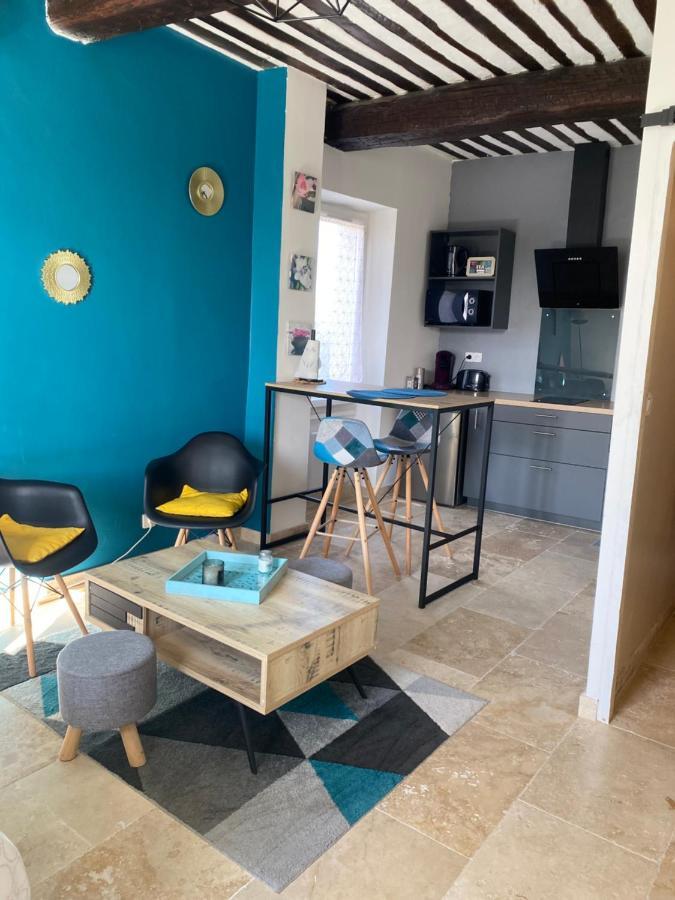 Studio De Charme Le Clos De L'Etang + Place De Parking Л'Иль-сюр-ла-Сорг Экстерьер фото